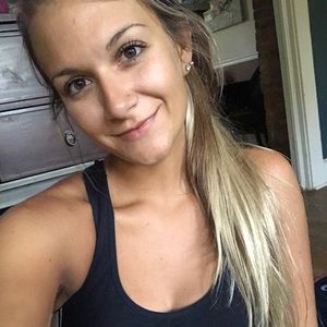 Meet your Posher, Kaleigh